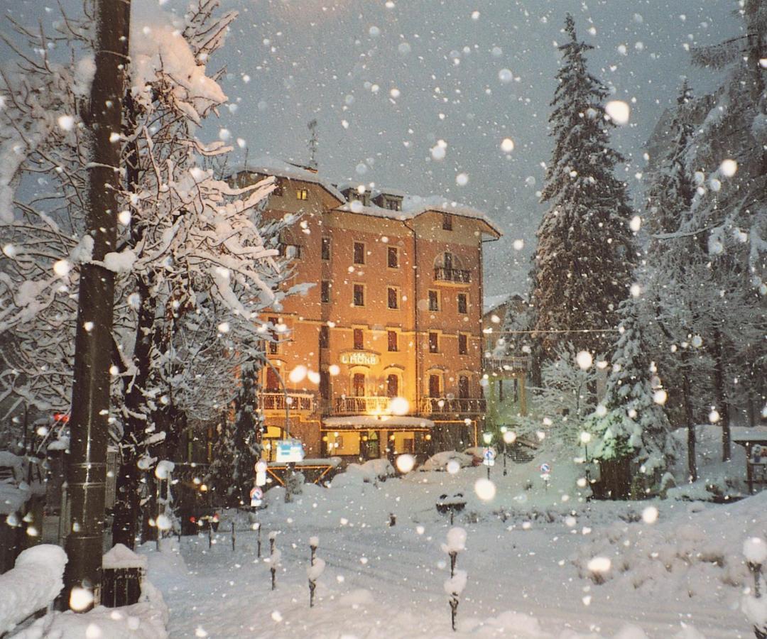 Limone Palace Aparthotel Limone Piemonte Buitenkant foto