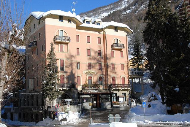 Limone Palace Aparthotel Limone Piemonte Buitenkant foto