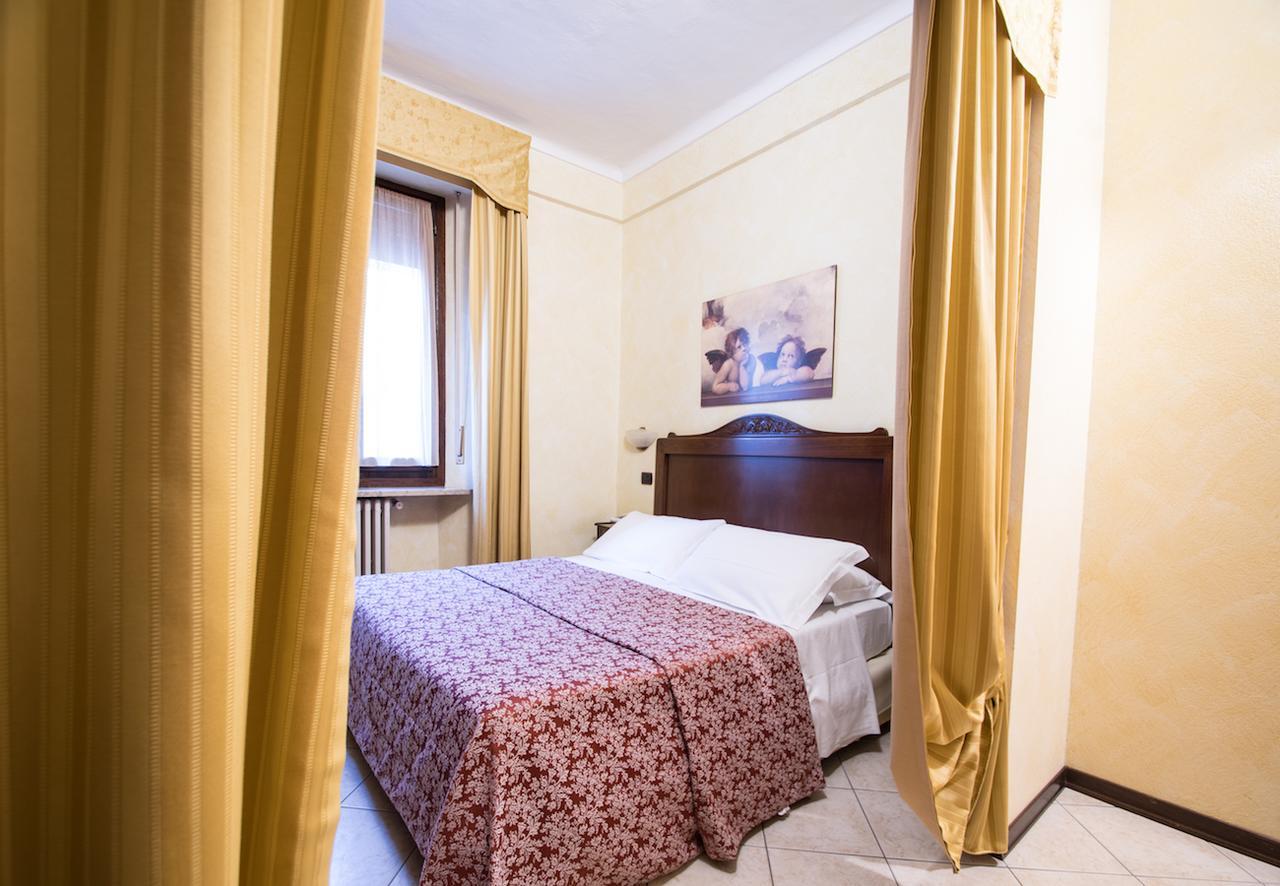 Limone Palace Aparthotel Limone Piemonte Buitenkant foto