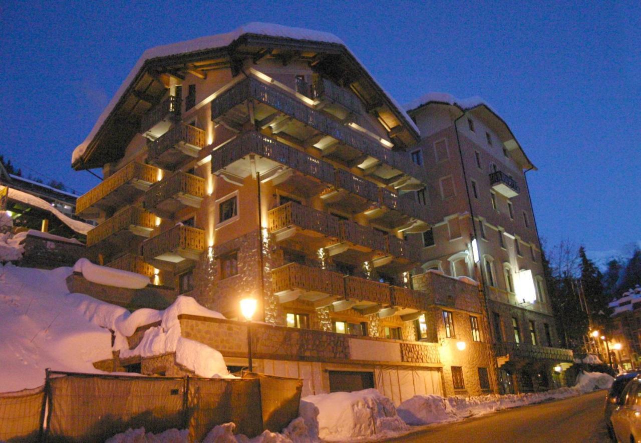 Limone Palace Aparthotel Limone Piemonte Buitenkant foto